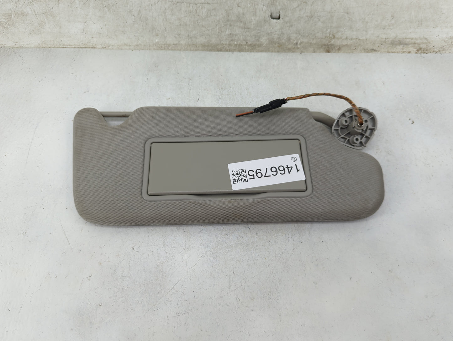 2006-2016 Chevrolet Impala Sun Visor Shade Replacement Passenger Right Mirror Fits OEM Used Auto Parts - Oemusedautoparts1.c