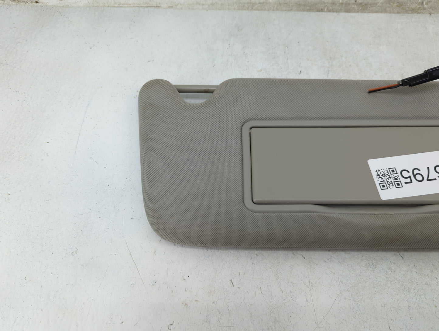 2006-2016 Chevrolet Impala Sun Visor Shade Replacement Passenger Right Mirror Fits OEM Used Auto Parts - Oemusedautoparts1.c