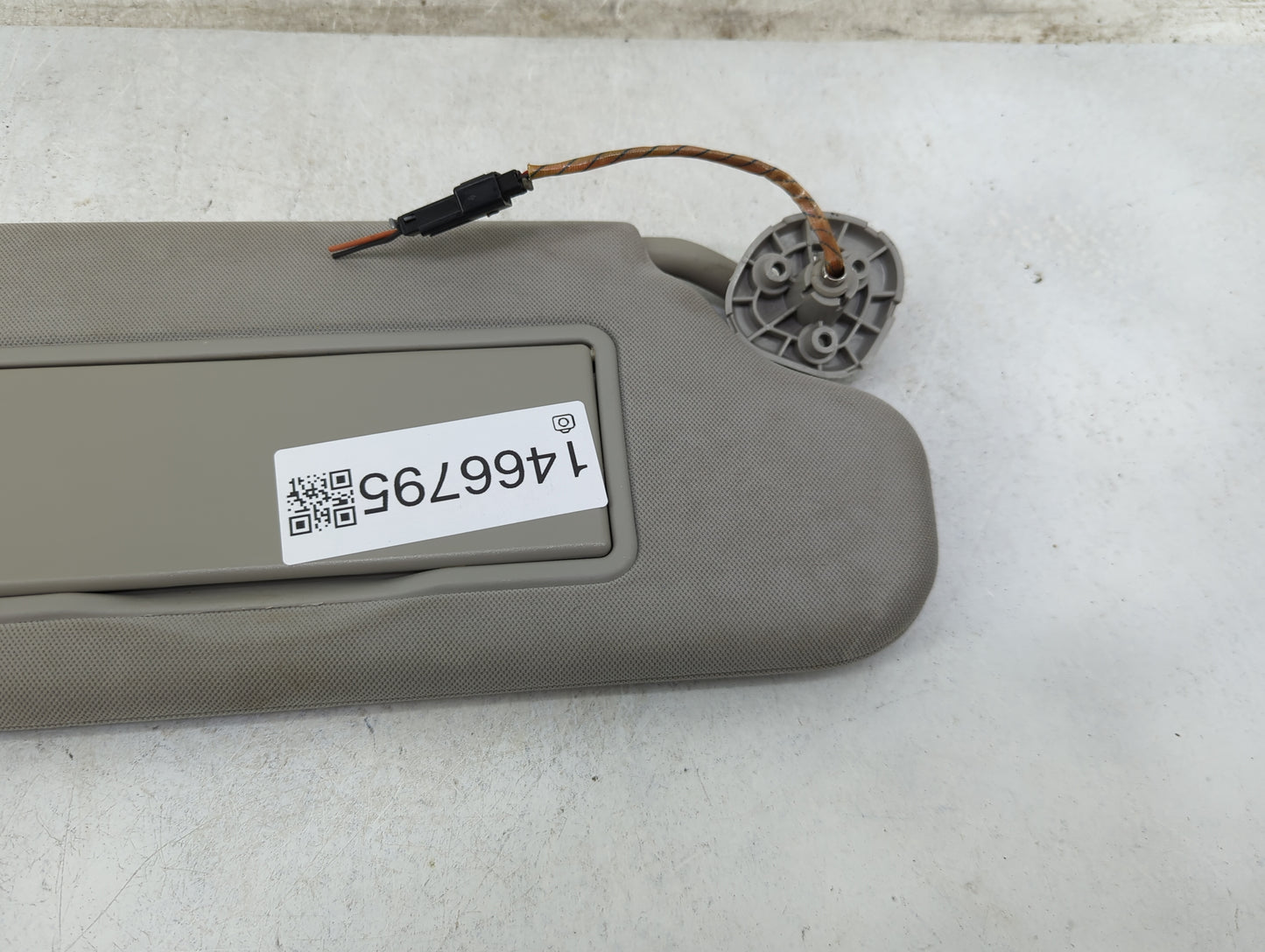 2006-2016 Chevrolet Impala Sun Visor Shade Replacement Passenger Right Mirror Fits OEM Used Auto Parts - Oemusedautoparts1.c