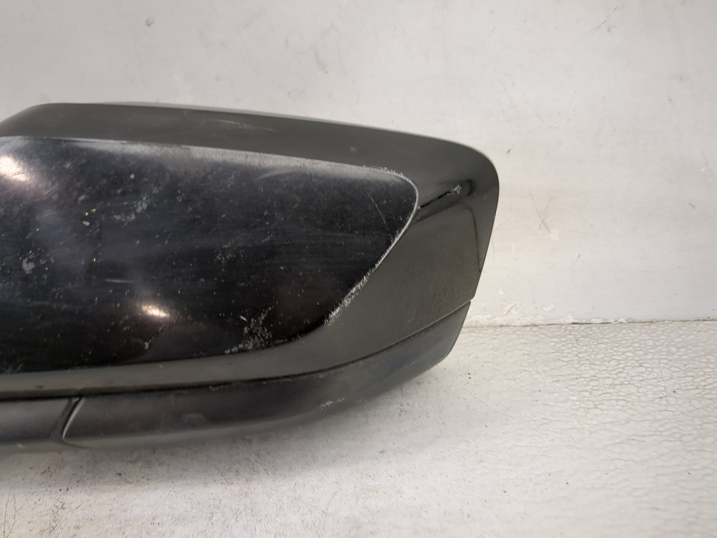 2016 Chevrolet Impala Driver Side View Mirror - Left Door Mirror OEM Used - Oemusedautoparts1.com