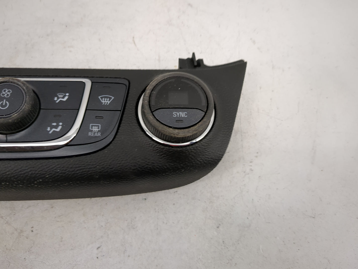 2014-2020 Chevrolet Impala Climate Control Module Temperature AC/Heater Replacement P/N:23453509 QFGM207A Fits OEM Used Auto