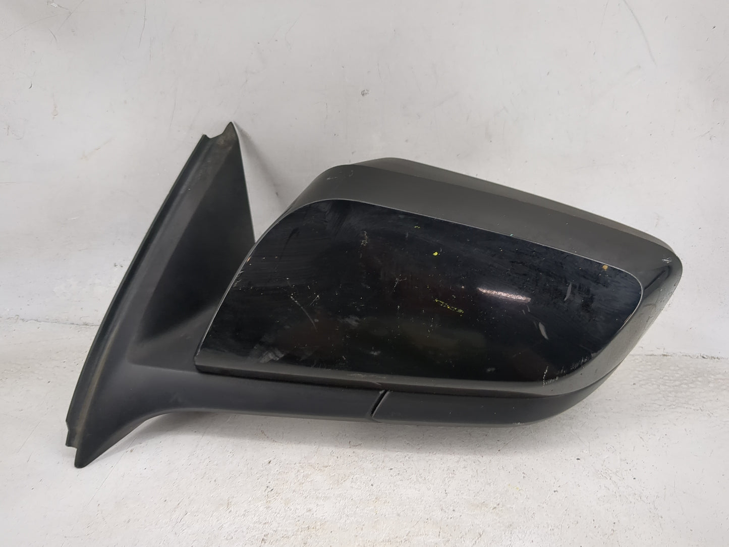 2016 Chevrolet Impala Driver Side View Mirror - Left Door Mirror OEM Used - Oemusedautoparts1.com