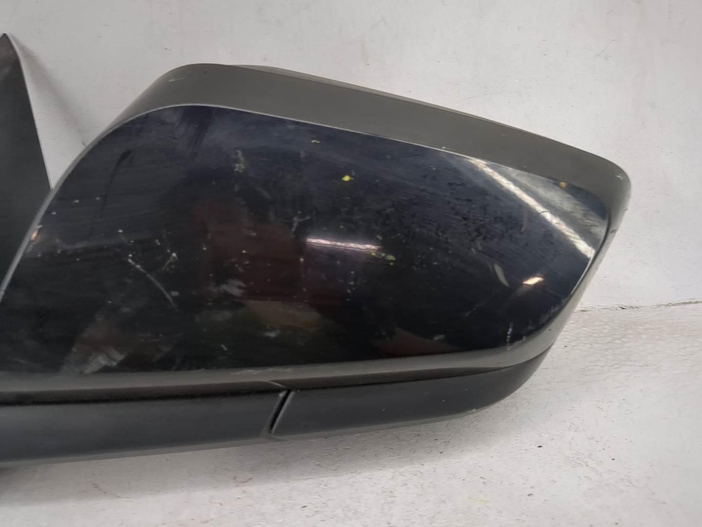 2016 Chevrolet Impala Driver Side View Mirror - Left Door Mirror OEM Used - Oemusedautoparts1.com