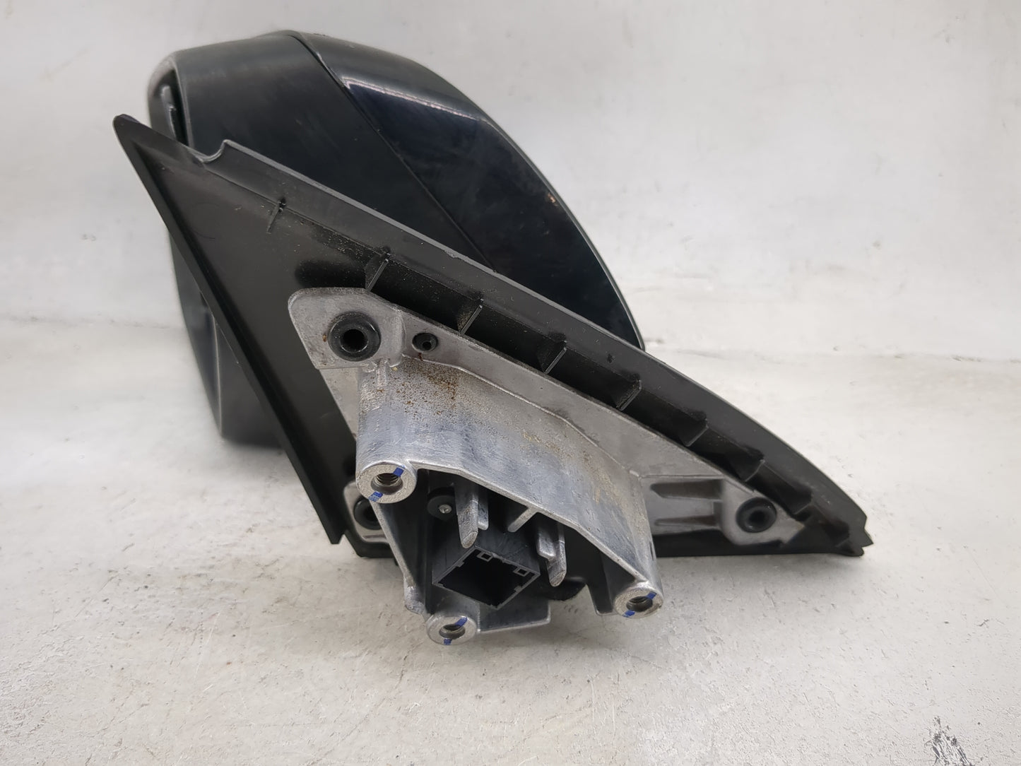 2016 Chevrolet Impala Driver Side View Mirror - Left Door Mirror OEM Used - Oemusedautoparts1.com