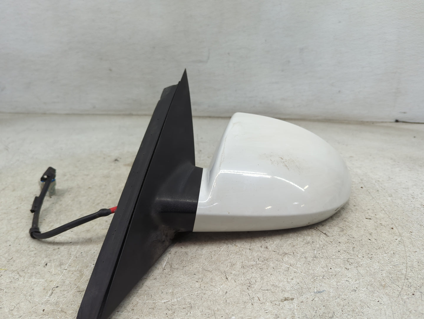 2007-2016 Chevrolet Impala Driver Side View Mirror - Left Door Mirror OEM Used - Oemusedautoparts1.com