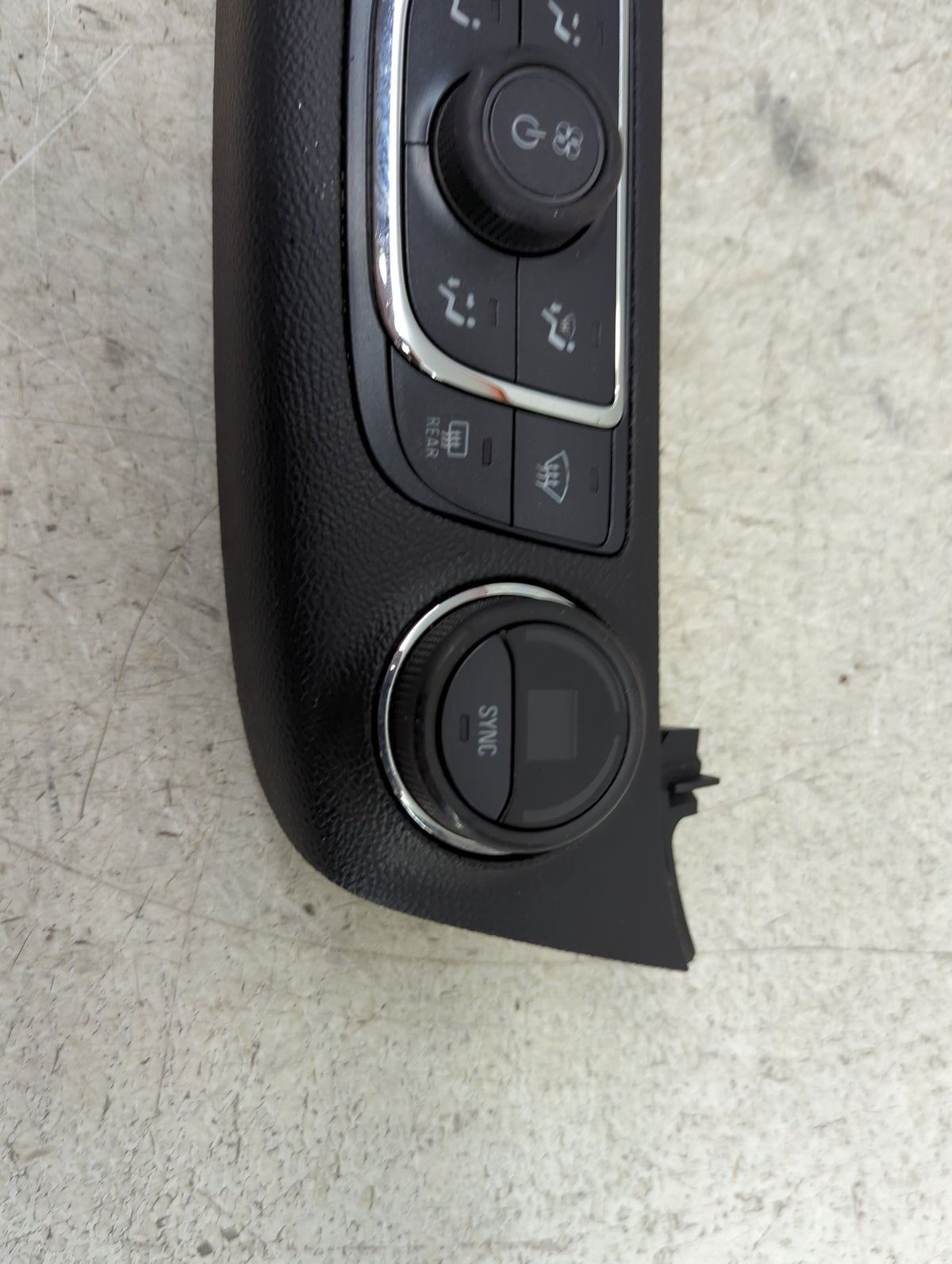 2014-2020 Chevrolet Impala Climate Control Module Temperature AC/Heater Replacement P/N:23453509 QFGM207A Fits OEM Used Auto