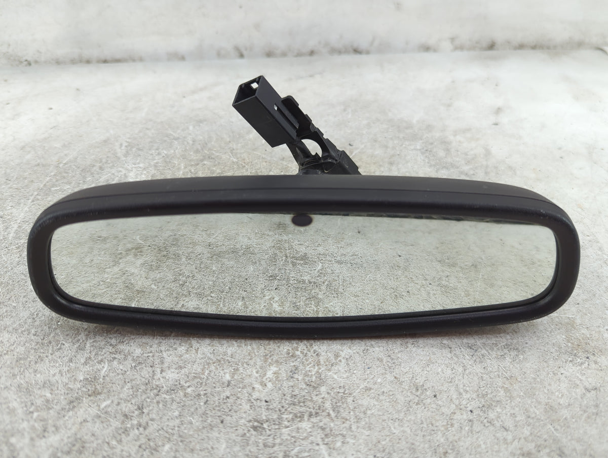 2016 Chevrolet Impala Interior Rear View Mirror Replacement OEM P/N:E11 026140 GENTEX Fits OEM Used Auto Parts - Oemusedauto