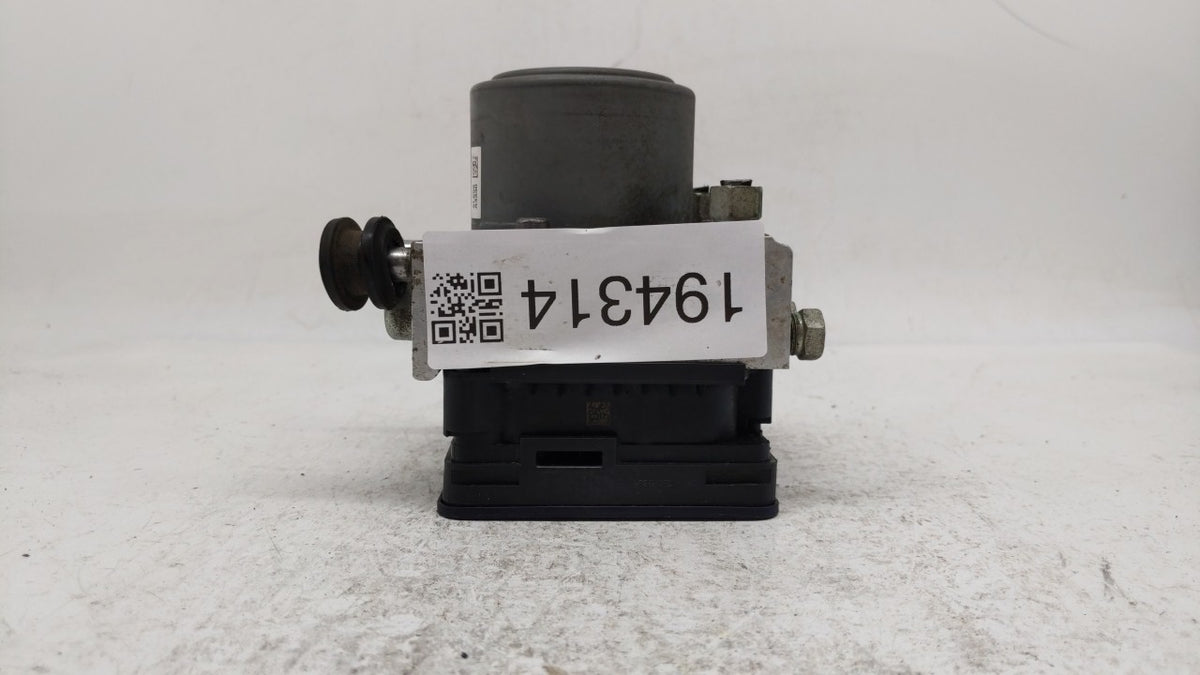 2014-2016 Chevrolet Impala Anti-Lock Brake ABS Pump Module Actuator OEM P/N:23432685 23492832, 23142951 Fits Fits 2014 2015 