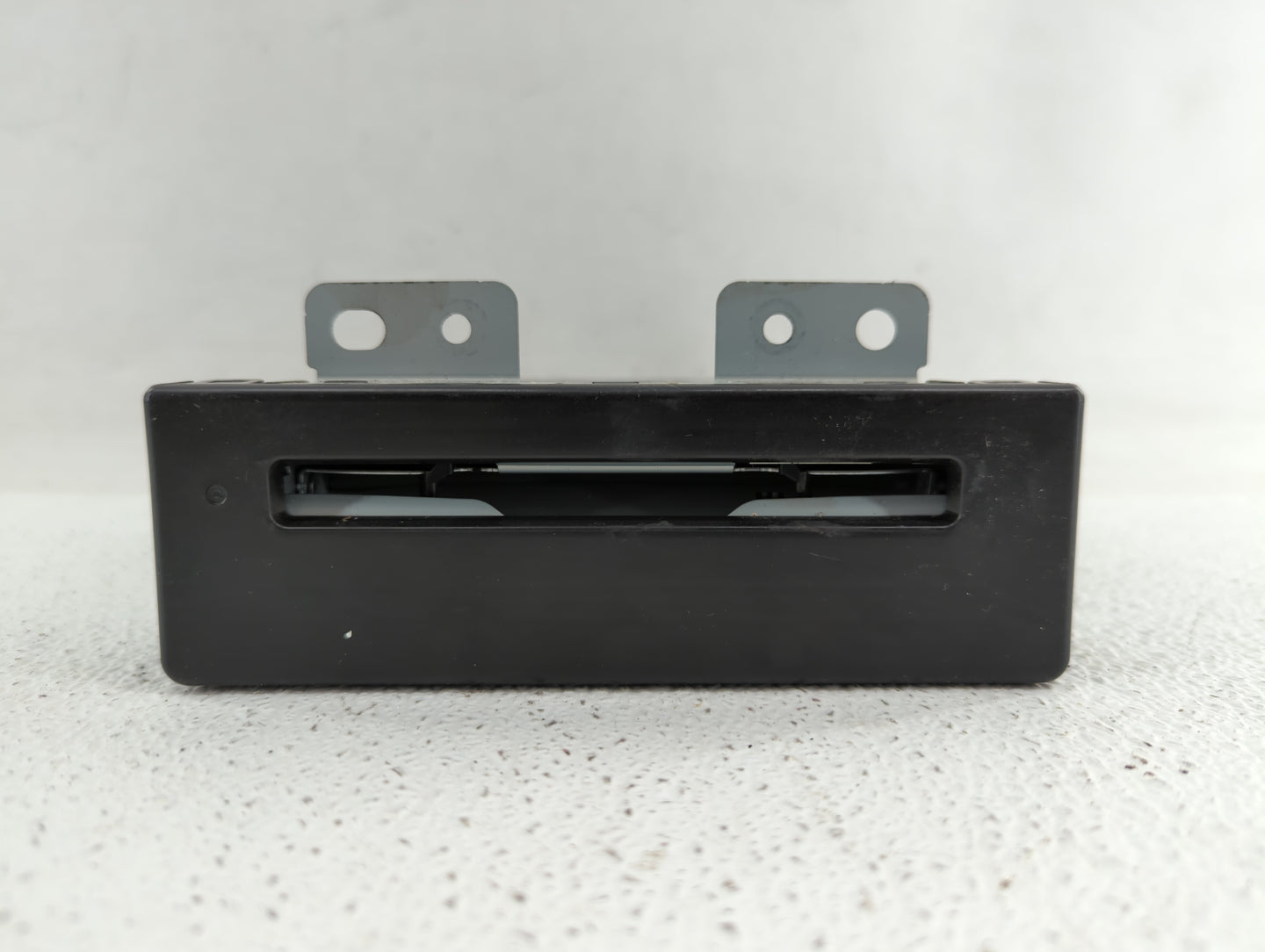 2015-2019 Chevrolet Impala Radio AM FM Cd Player Receiver Replacement P/N:84016434 13594480 Fits Fits 2015 2016 2017 2018 20