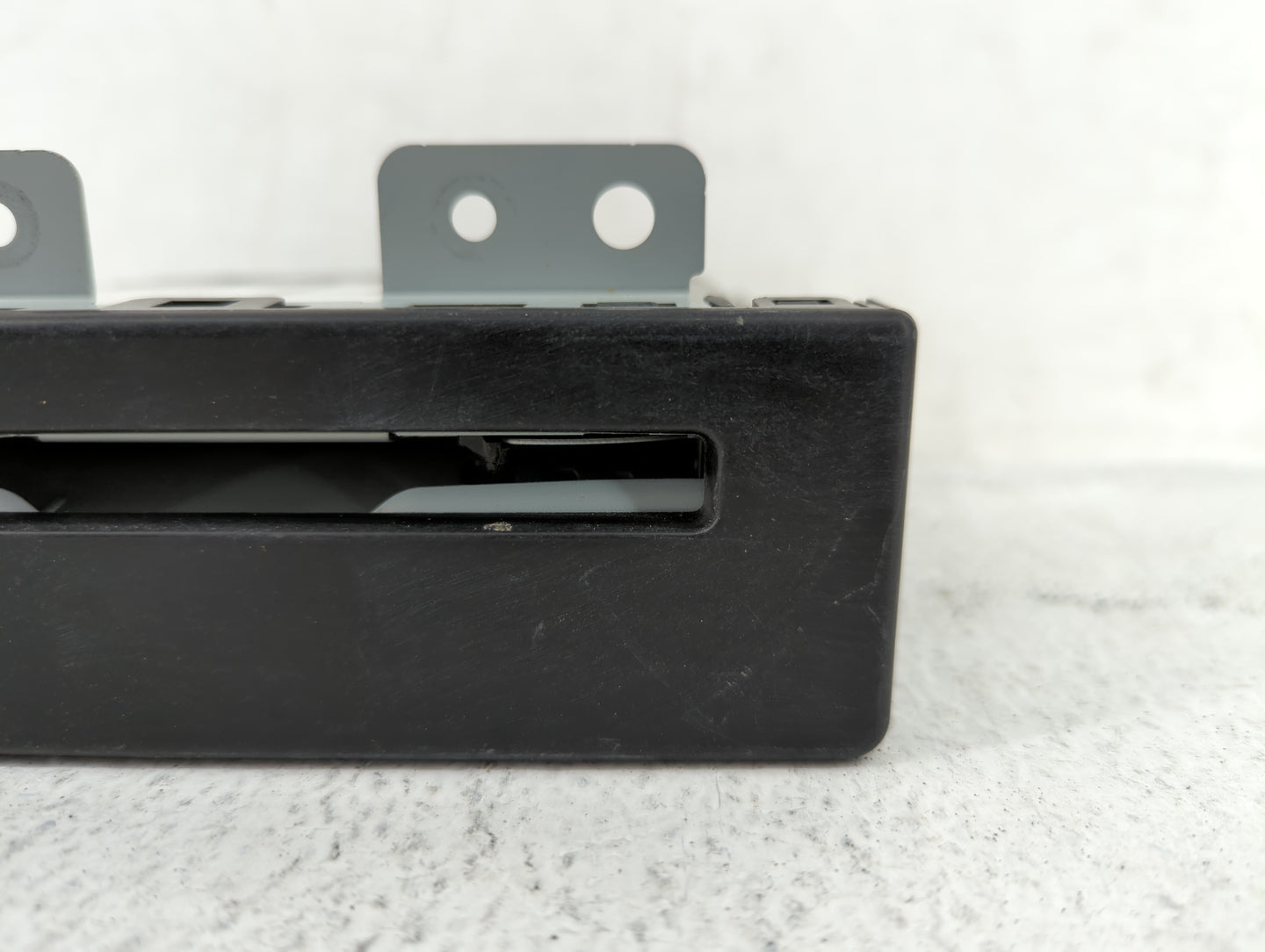 2015-2019 Chevrolet Impala Am Fm Cd Player Radio Receiver - Oemusedautoparts1.com