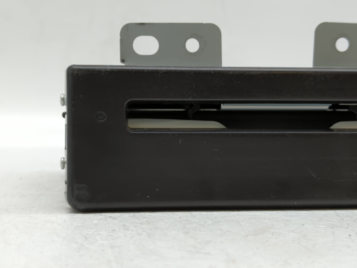 2015-2019 Chevrolet Impala Am Fm Cd Player Radio Receiver - Oemusedautoparts1.com