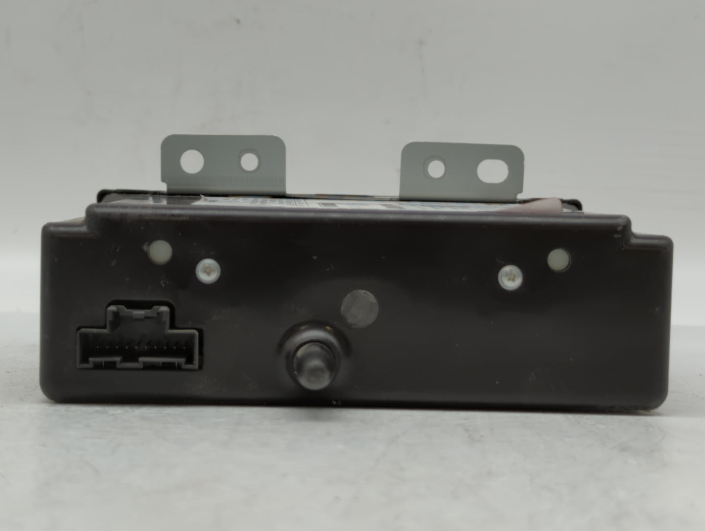 2015-2019 Chevrolet Impala Am Fm Cd Player Radio Receiver - Oemusedautoparts1.com