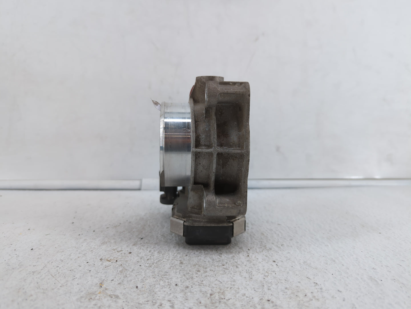 2016-2019 Chevrolet Impala Throttle Body P/N:12670839AA 12627217DA Fits Fits 2016 2017 2018 2019 OEM Used Auto Parts - Oemus