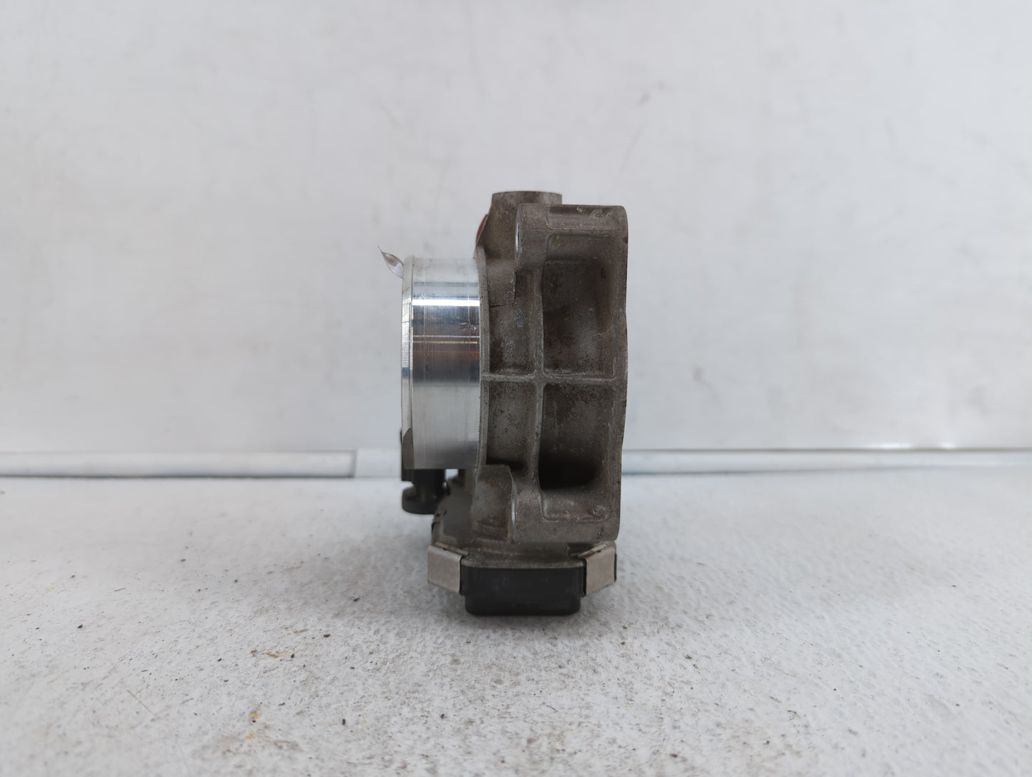 2016-2019 Chevrolet Impala Throttle Body P/N:12670839AA 12627217DA Fits Fits 2016 2017 2018 2019 OEM Used Auto Parts - Oemus