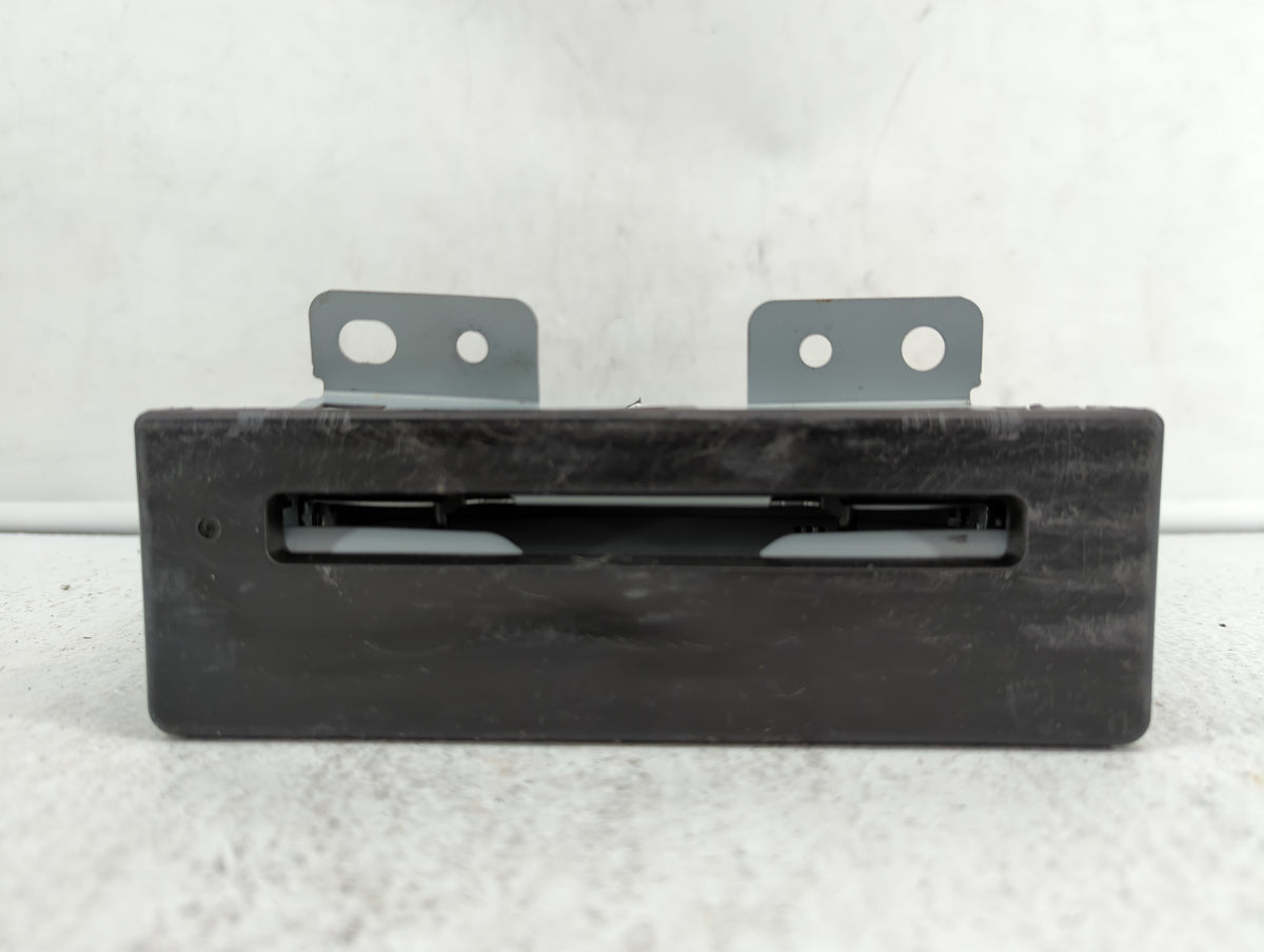 2015-2019 Chevrolet Impala Am Fm Cd Player Radio Receiver 373430 - Oemusedautoparts1.com