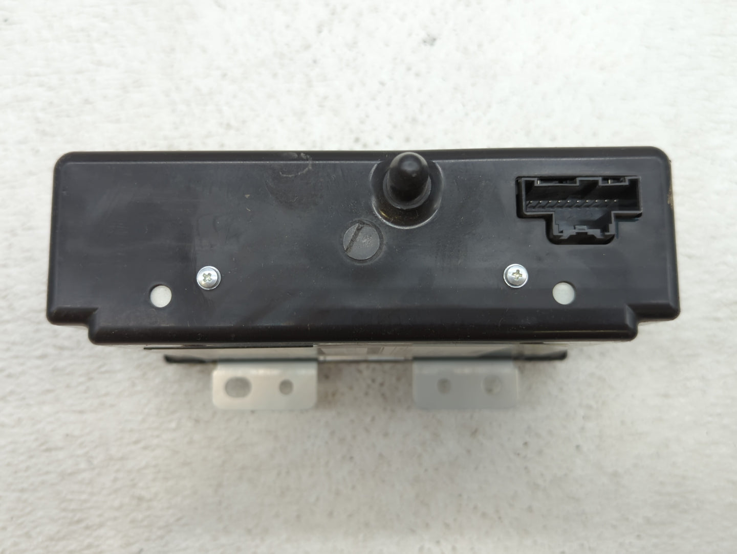 2015-2019 Chevrolet Impala Am Fm Cd Player Radio Receiver - Oemusedautoparts1.com