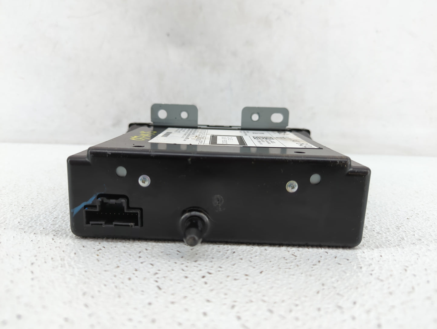 2015-2020 Chevrolet Impala Radio AM FM Cd Player Receiver Replacement P/N:84016434 13594480 Fits OEM Used Auto Parts - Oemus