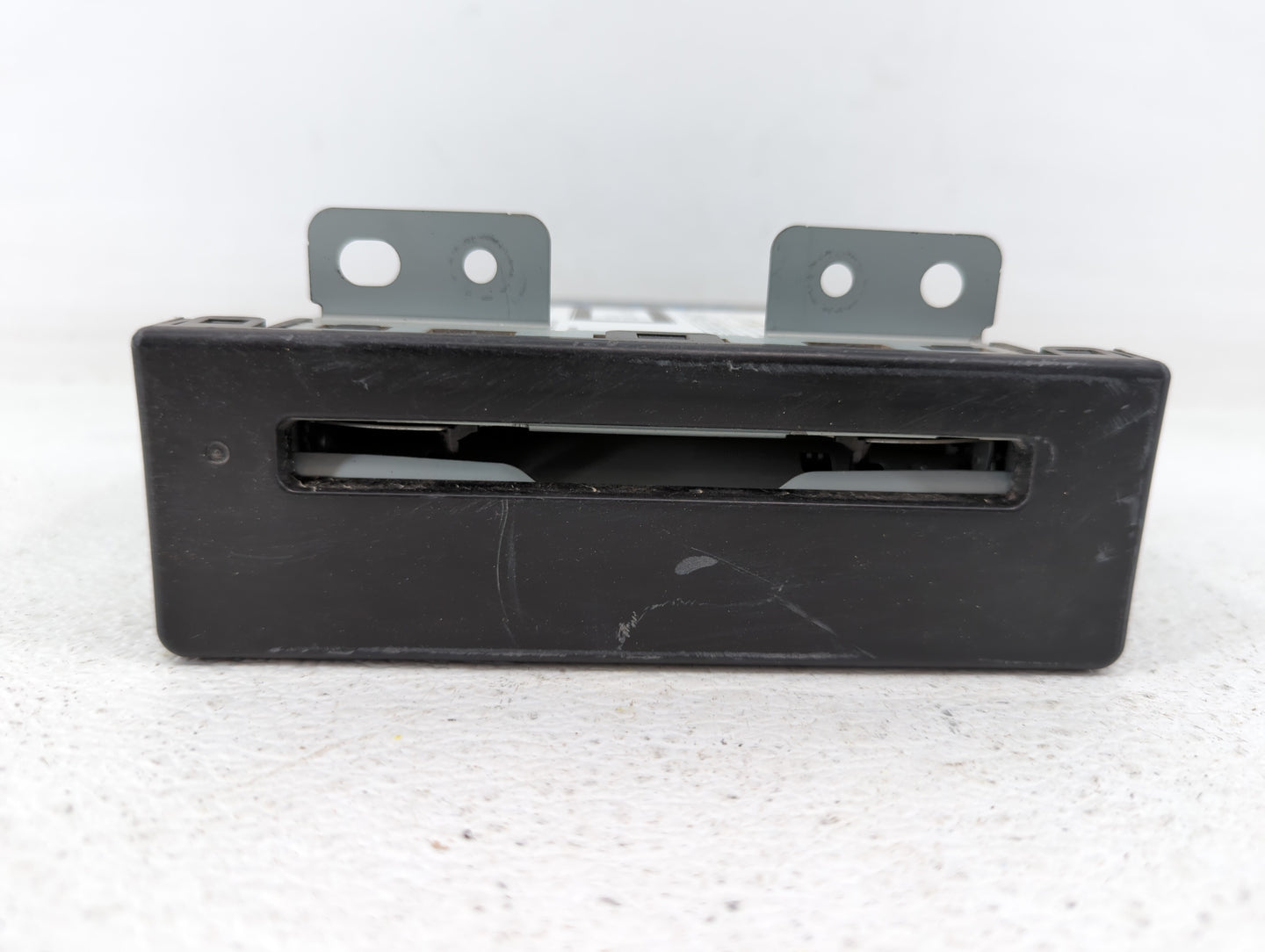 2015-2020 Chevrolet Impala Am Fm Cd Player Radio Receiver - Oemusedautoparts1.com