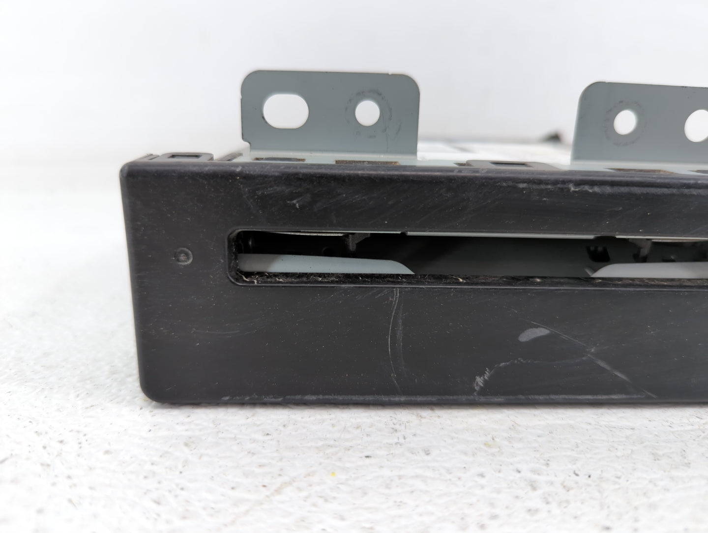 2015-2020 Chevrolet Impala Am Fm Cd Player Radio Receiver - Oemusedautoparts1.com