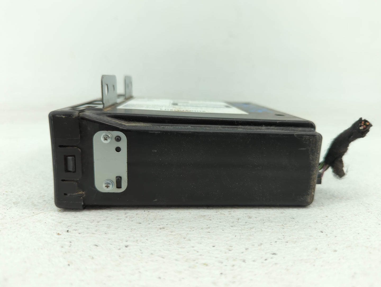 2015-2020 Chevrolet Impala Am Fm Cd Player Radio Receiver - Oemusedautoparts1.com