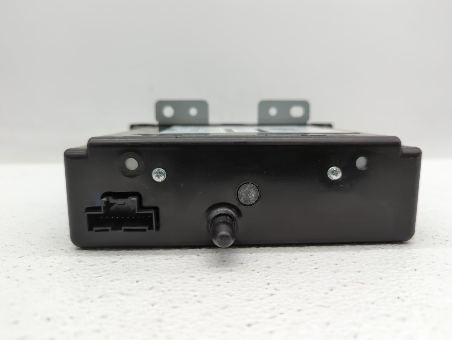 2015-2020 Chevrolet Impala Radio AM FM Cd Player Receiver Replacement P/N:84016434 13594480 Fits OEM Used Auto Parts - Oemus