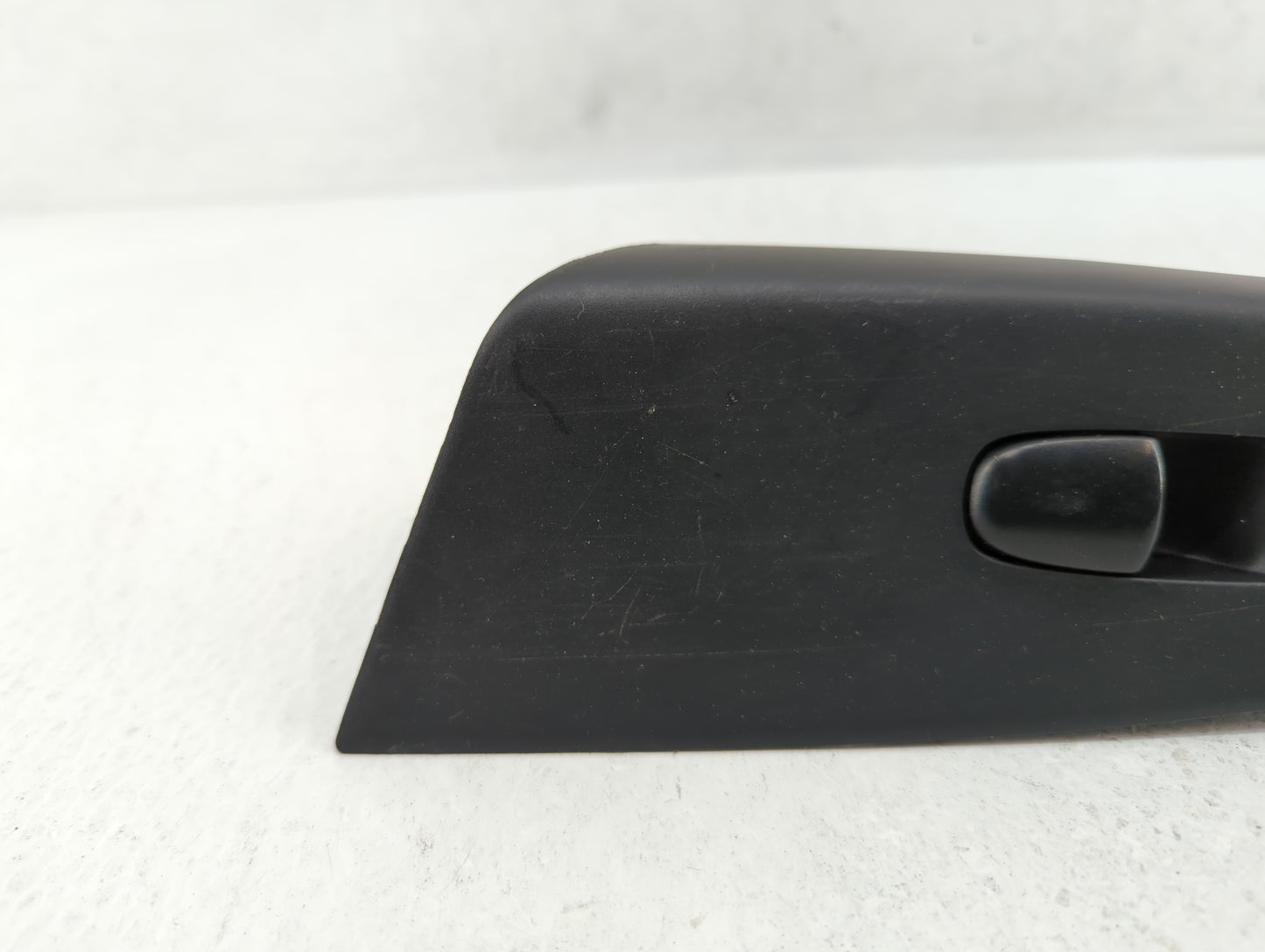 2016 Chevrolet Impala Passenger Right Power Window Switch 25411 1ka5a - Oemusedautoparts1.com