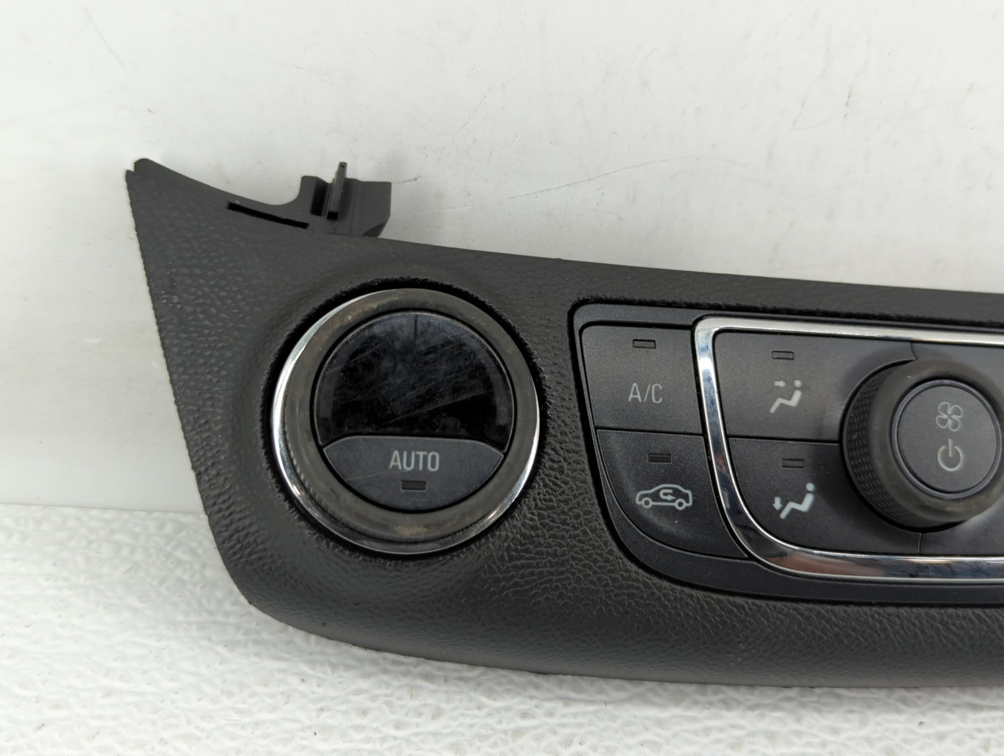 2014-2020 Chevrolet Impala Climate Control Module Temperature AC/Heater Replacement P/N:23113226 84429867 Fits OEM Used Auto