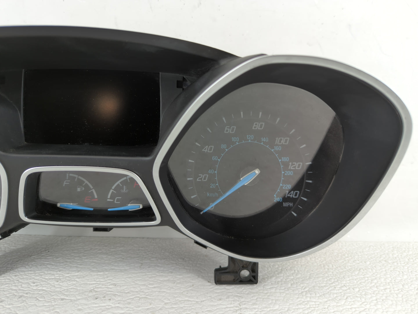 2016 Chevrolet Impala Instrument Cluster Speedometer Gauges P/N:CM5T-10849-CTG 84053259, GM-0028-201-MR-CE0E, 23414530 Fits 