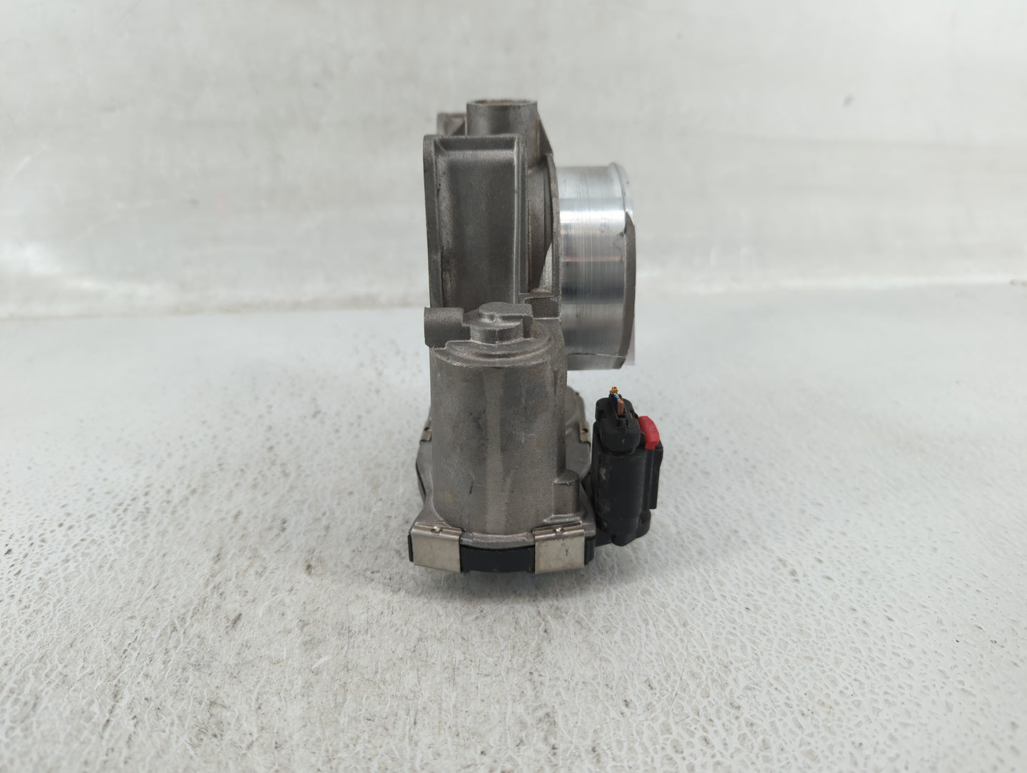 2016-2019 Chevrolet Impala Throttle Body P/N:12670839AA 12627217DA Fits Fits 2016 2017 2018 2019 2020 2021 2022 OEM Used Aut