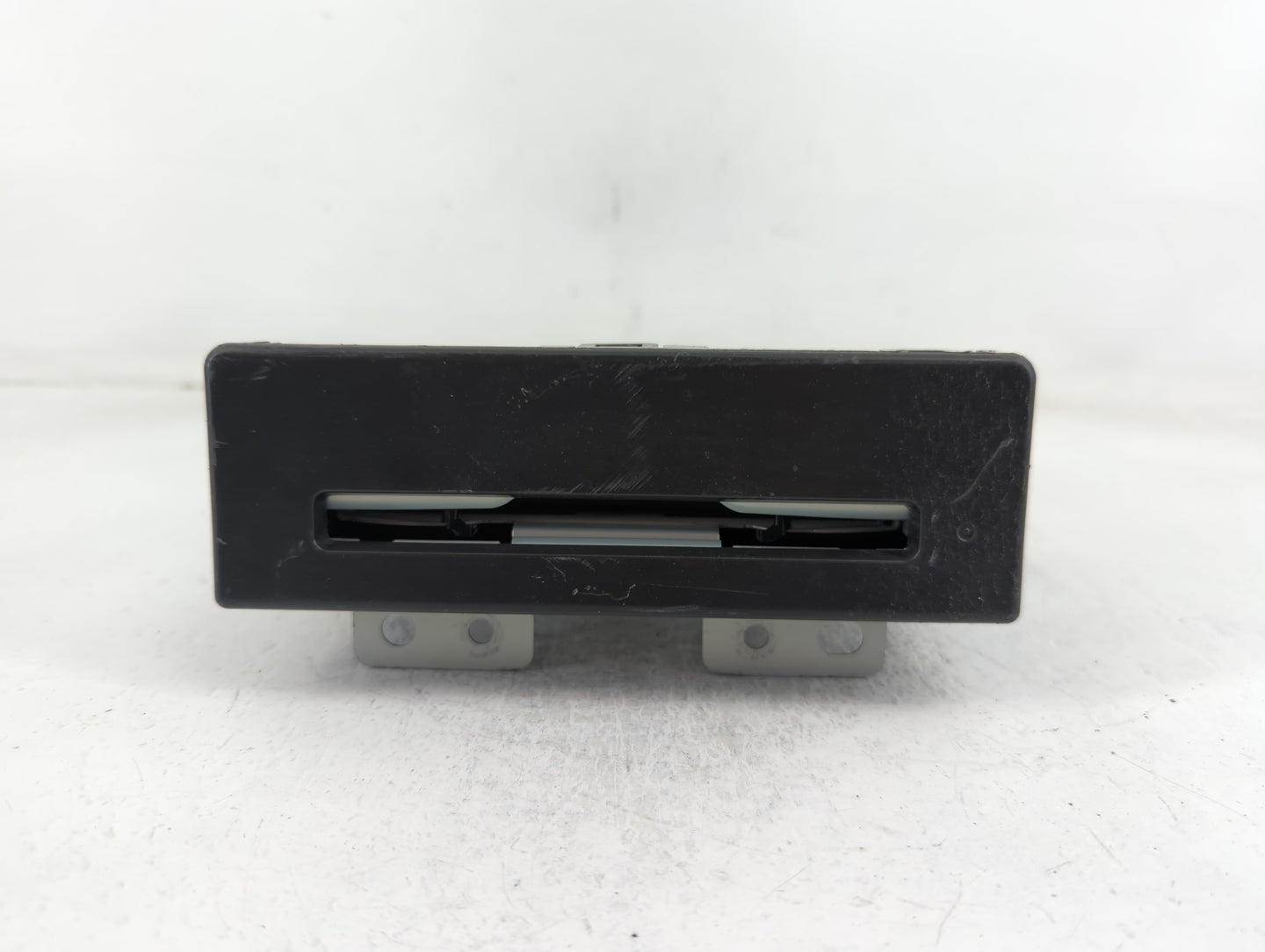 2006-2016 Chevrolet Impala Radio AM FM Cd Player Receiver Replacement P/N:84016434 Fits OEM Used Auto Parts - Oemusedautopar