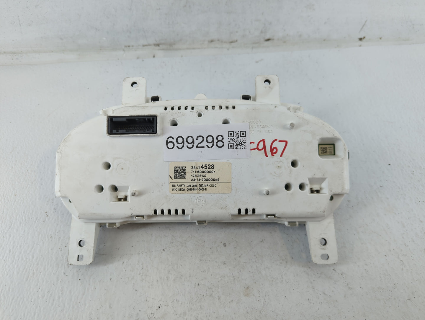 2016 Chevrolet Impala Instrument Cluster Speedometer Gauges P/N:23414528 Fits OEM Used Auto Parts - Oemusedautoparts1.com