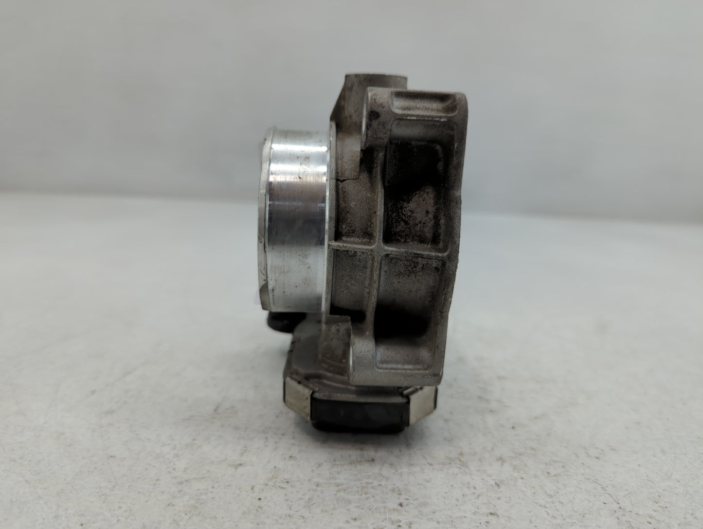 2016-2019 Chevrolet Impala Throttle Body P/N:12627217DA Fits Fits 2016 2017 2018 2019 2020 2021 2022 OEM Used Auto Parts - O