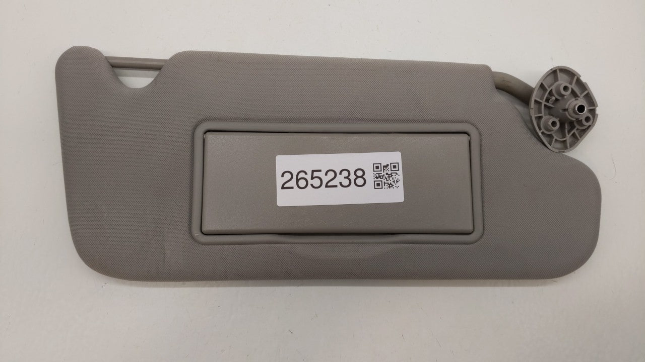 2016 Chevrolet Impala Sun Visor Shade Replacement Passenger Right Mirror Fits OEM Used Auto Parts - Oemusedautoparts1.com