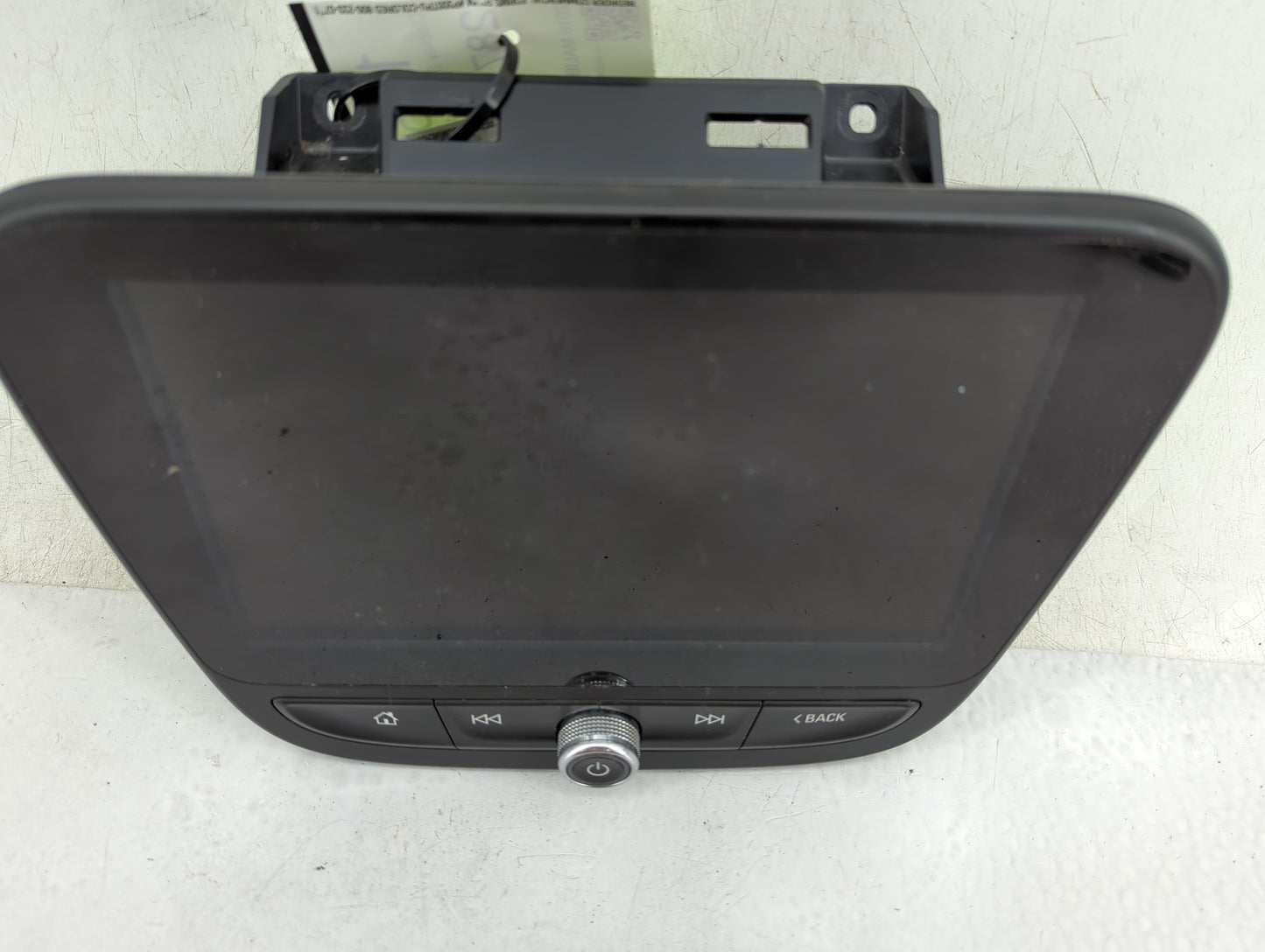 2016 Chevrolet Malibu Radio AM FM Cd Player Receiver Replacement P/N:84030865 Fits OEM Used Auto Parts - Oemusedautoparts1.c