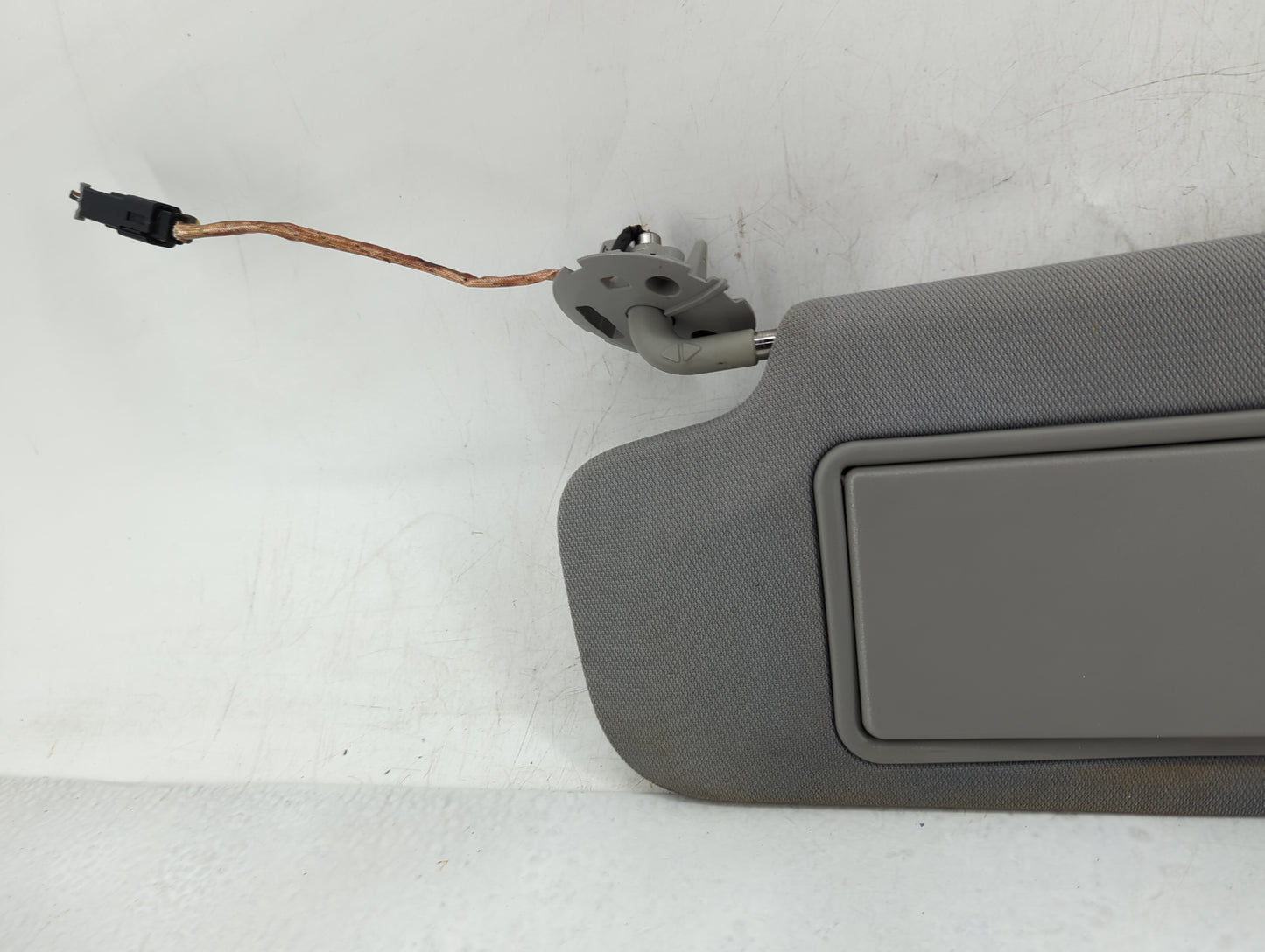 2016-2021 Chevrolet Malibu Sun Visor Shade Replacement Driver Left Mirror Fits Fits 2016 2017 2018 2019 2020 2021 OEM Used A