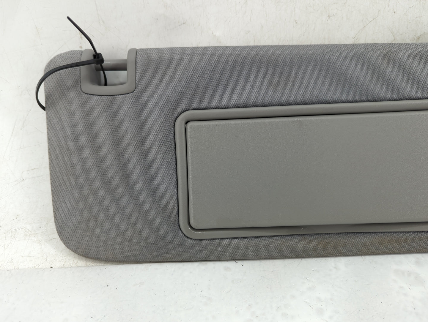 2016-2021 Chevrolet Malibu Sun Visor Shade Replacement Passenger Right Mirror Fits Fits 2016 2017 2018 2019 2020 2021 OEM Us