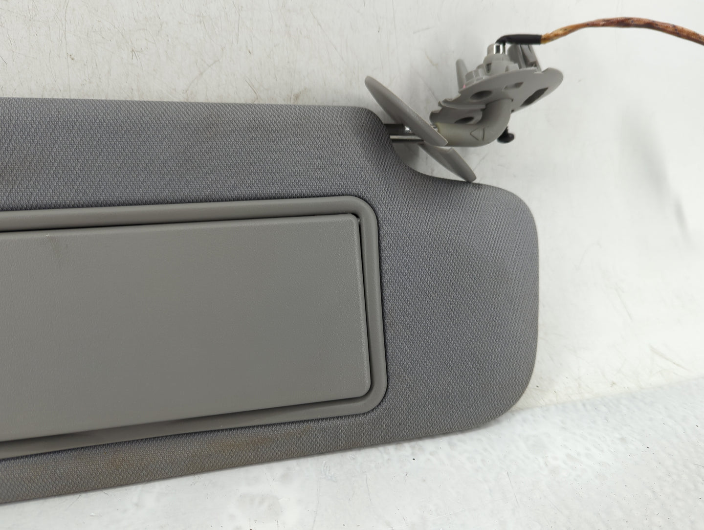 2016-2021 Chevrolet Malibu Sun Visor Shade Replacement Passenger Right Mirror Fits Fits 2016 2017 2018 2019 2020 2021 OEM Us