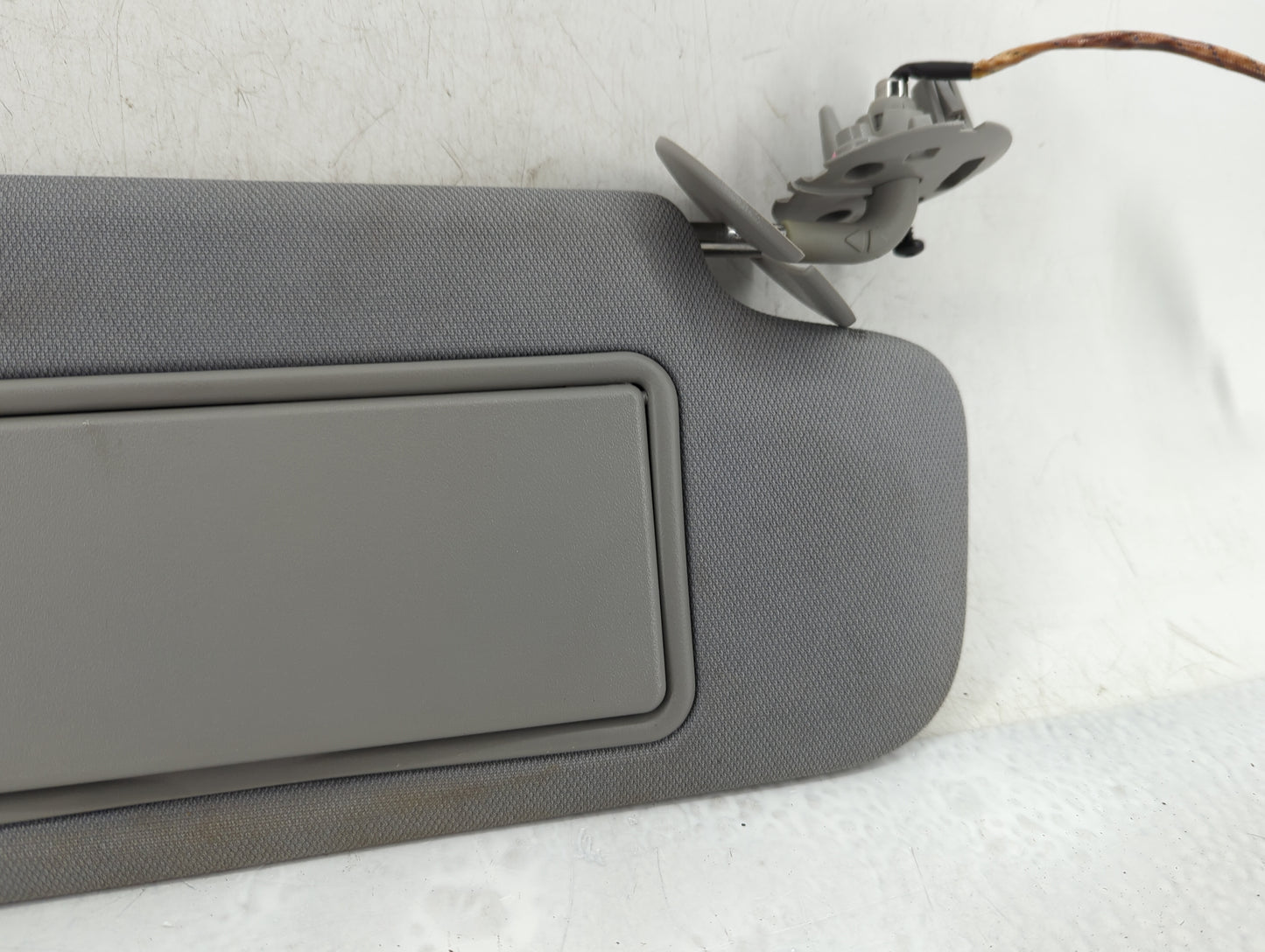 2016-2021 Chevrolet Malibu Sun Visor Shade Replacement Passenger Right Mirror Fits Fits 2016 2017 2018 2019 2020 2021 OEM Us