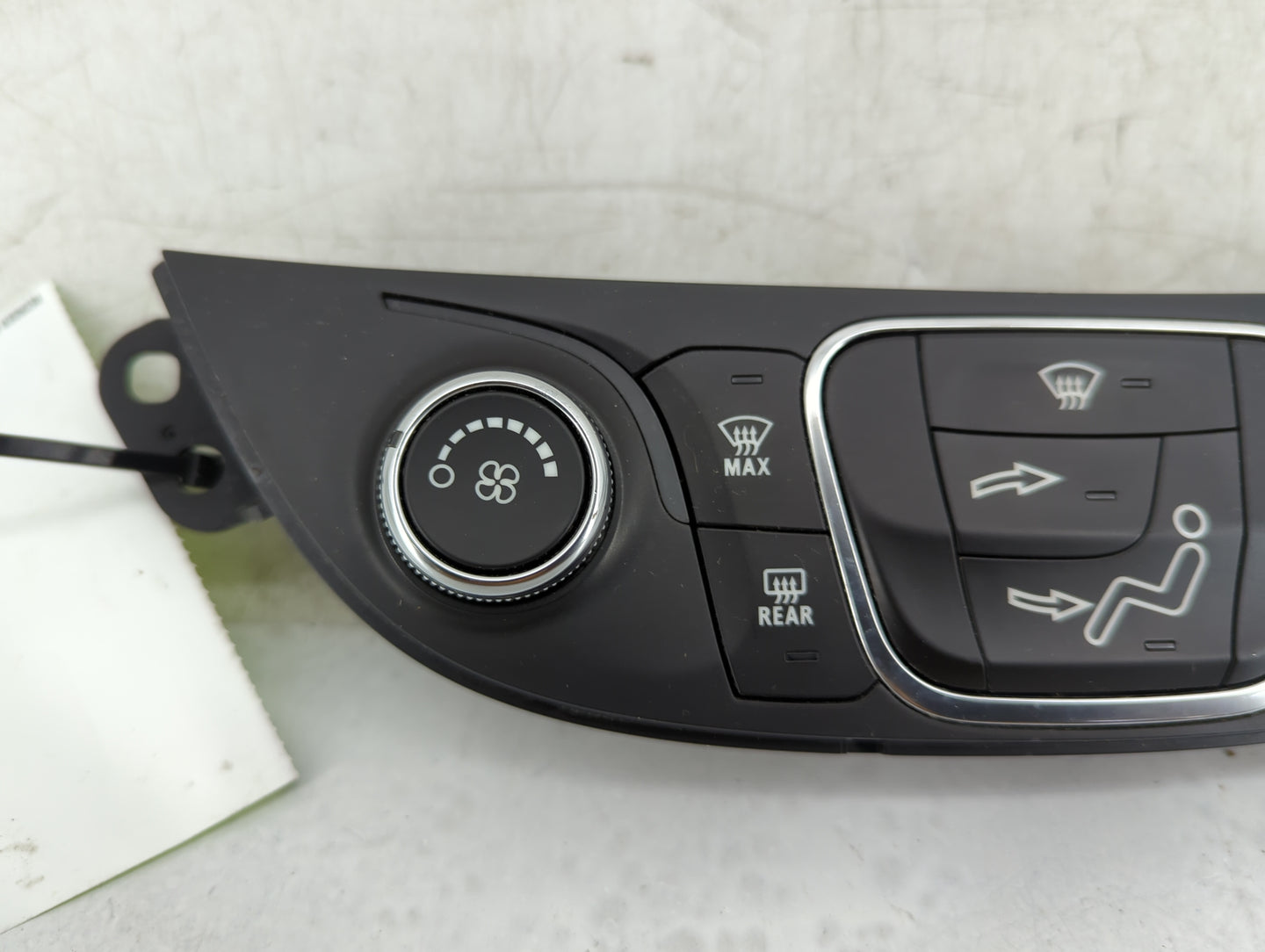 2016-2017 Chevrolet Malibu Climate Control Module Temperature AC/Heater Replacement P/N:23414952 Fits Fits 2016 2017 OEM Use