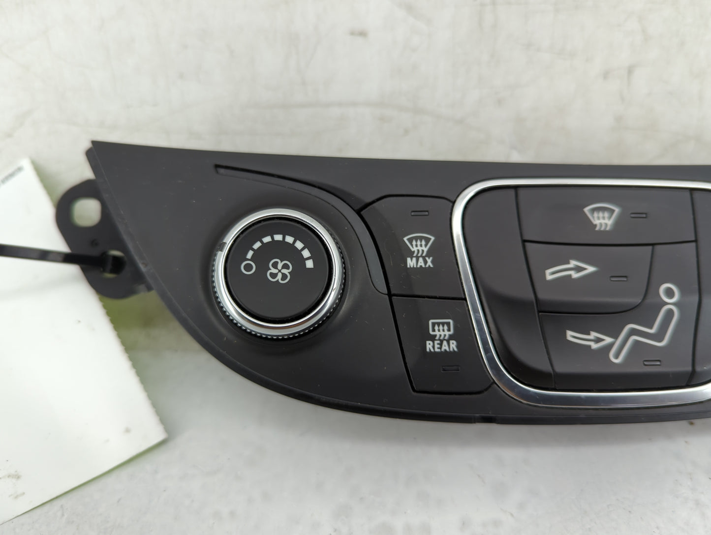 2016-2017 Chevrolet Malibu Climate Control Module Temperature AC/Heater Replacement P/N:23414952 Fits Fits 2016 2017 OEM Use