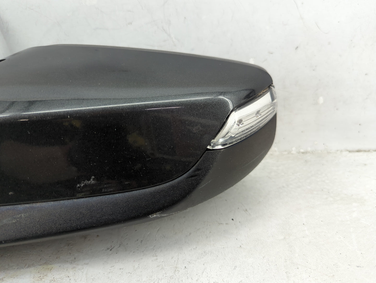 2016-2018 Chevrolet Malibu Driver Side View Mirror - Left Door Mirror OEM Used - Oemusedautoparts1.com