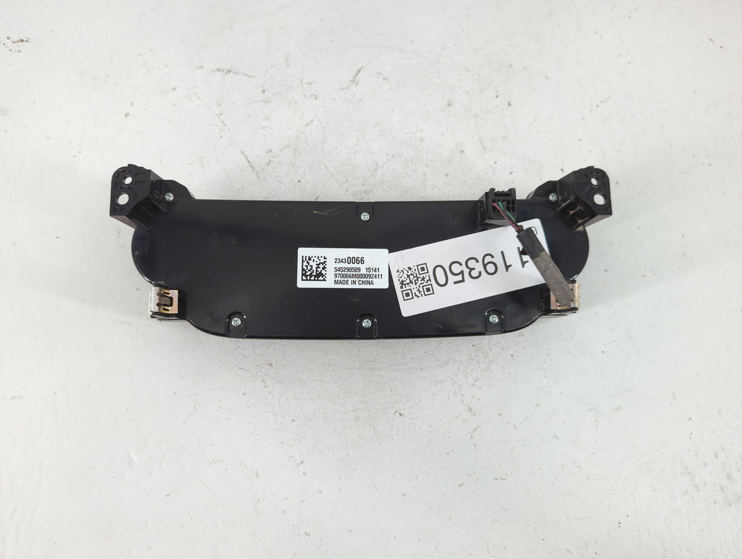 2016 Chevrolet Malibu Radio AM FM Cd Player Receiver Replacement P/N:23430066 Fits OEM Used Auto Parts - Oemusedautoparts1.c
