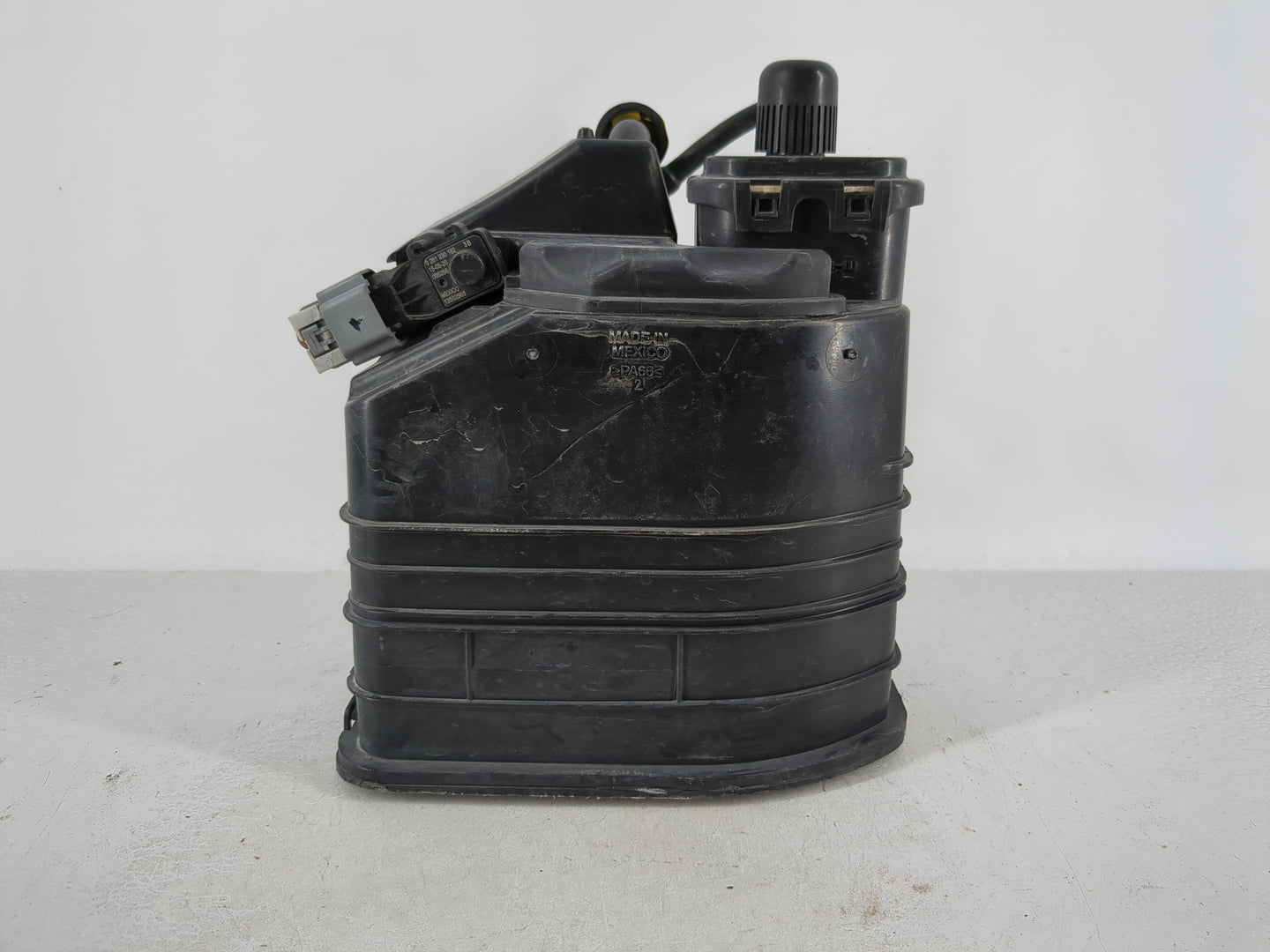 2016 Chevrolet Malibu Fuel Vapor Charcoal Canister - Oemusedautoparts1.com