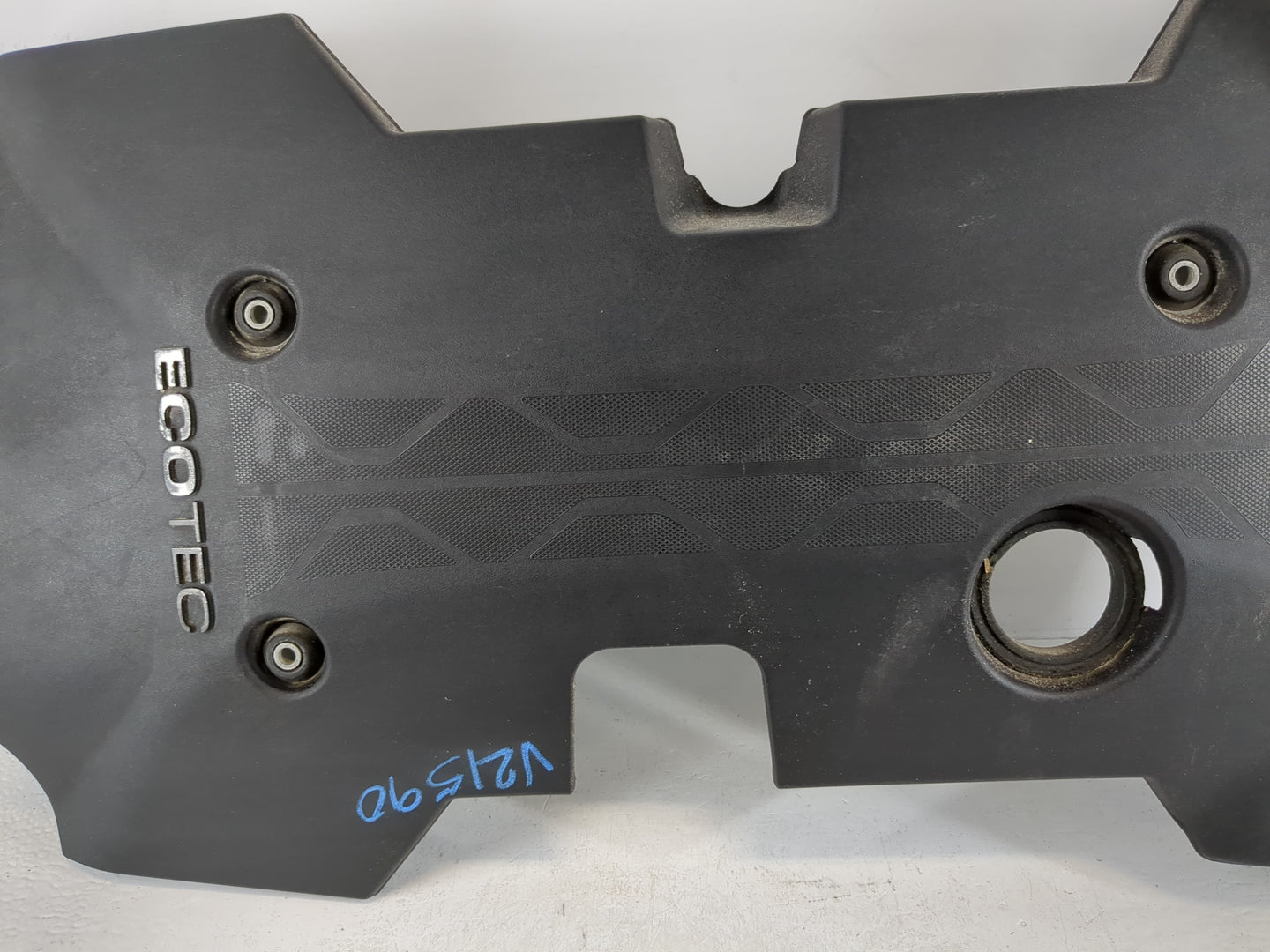 2016 Chevrolet Malibu Engine Cover - Oemusedautoparts1.com
