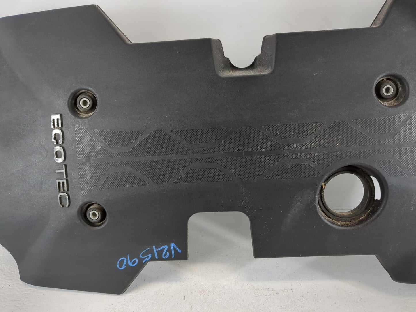 2016 Chevrolet Malibu Engine Cover - Oemusedautoparts1.com