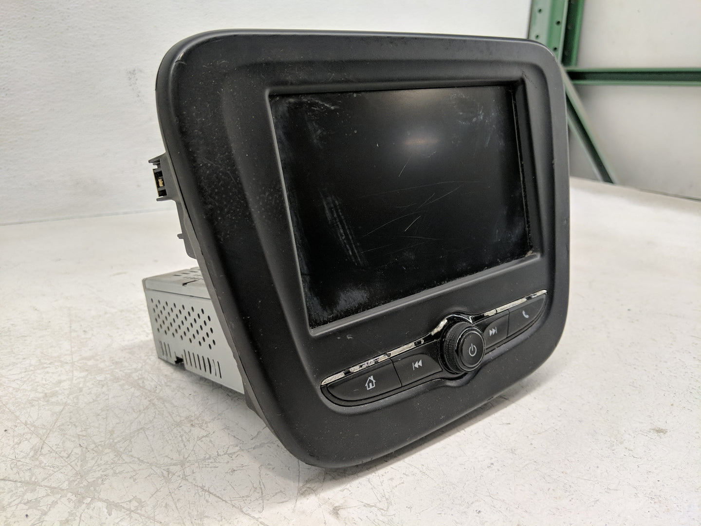 2016 Chevrolet Malibu Information Display Screen - Oemusedautoparts1.com