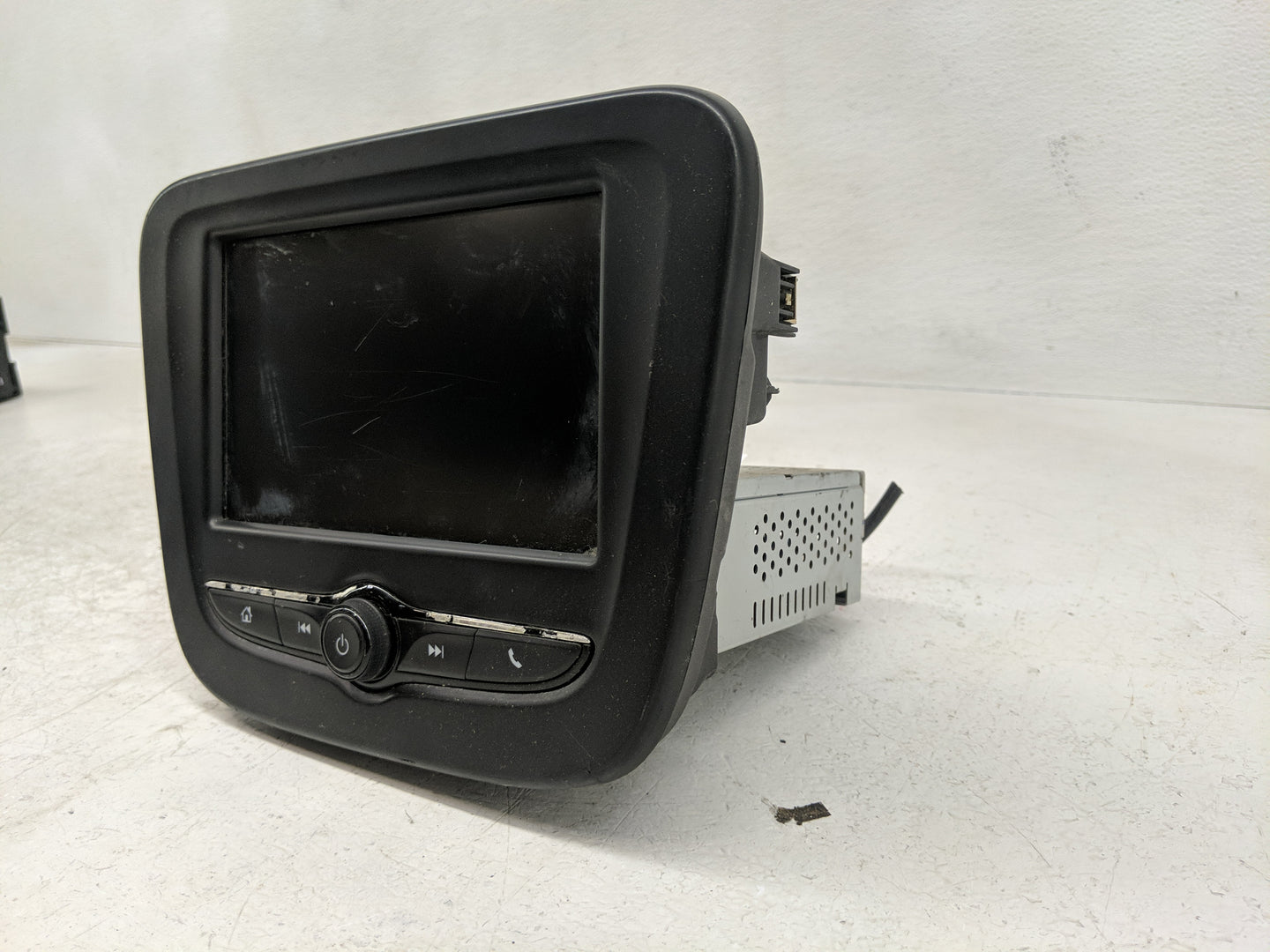 2016 Chevrolet Malibu Information Display Screen - Oemusedautoparts1.com