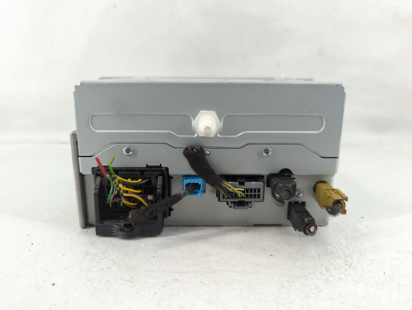 2014-2016 Chevrolet Malibu Radio AM FM Cd Player Receiver Replacement P/N:84026379 Fits Fits 2014 2015 2016 OEM Used Auto Pa