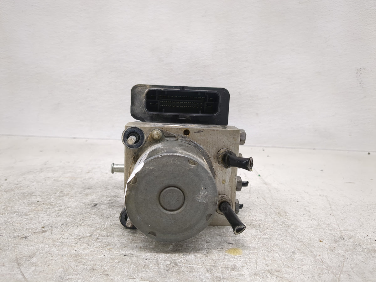 2016 Chevrolet Malibu Anti-Lock Brake ABS Pump Module Actuator OEM P/N:23410405 Fits OEM Used Auto Parts - Oemusedautoparts1