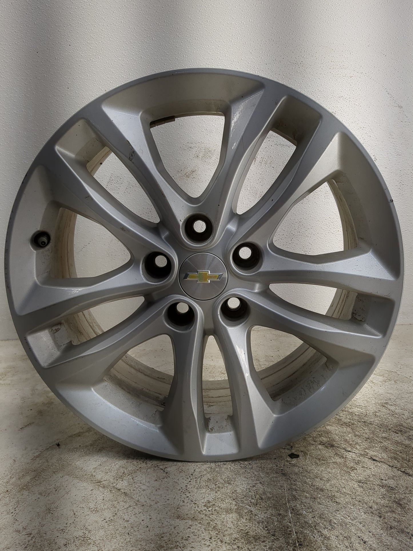 2016-2018 Chevrolet Malibu Oem Wheel Rim - Oemusedautoparts1.com